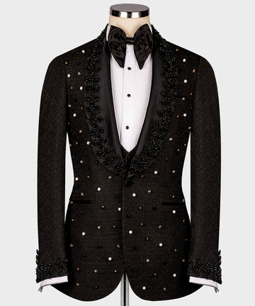 The Future of Custom Tailoring in 2026: The Charly Luxury Difference