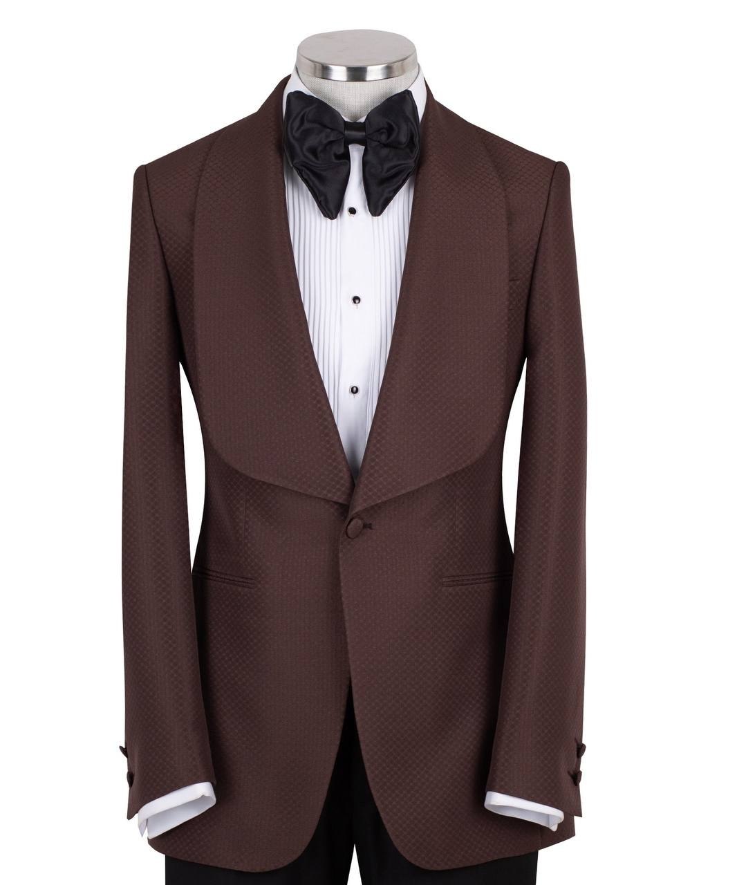 Charly Luxury brown textured wool blend shawl lapel tuxedo jacket on mannequin, single button, slim fit. Elegant Istanbul tailoring.